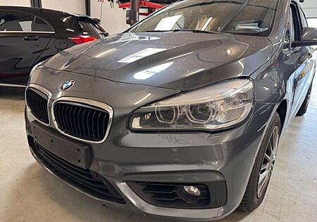 BMW 218i ACTIVE TOURER*AUTOMATIK*NAVI*TURBO PROBLEME