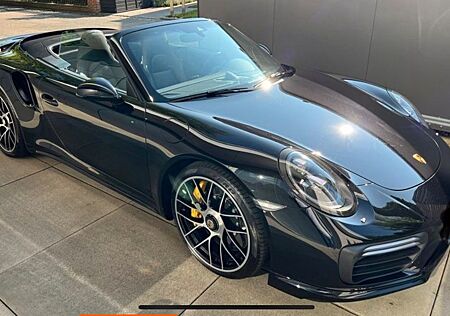 Porsche 991 .2 Turbo S Cab. BURM, VOLL, GARANTIE 6/26