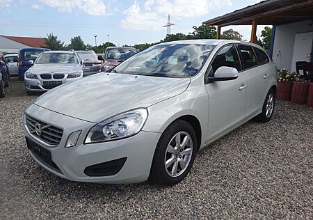 Volvo V60 D3 Kinetic