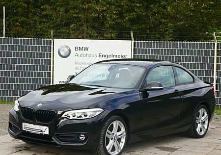 BMW 220 i Sport Line Coupe NAVI PRO LEDER HARMAN 18'