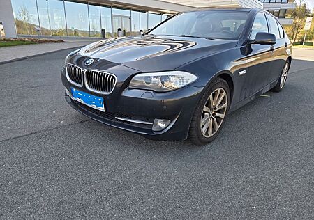 BMW 530d Vollleder Standheizung Steptronic TÜV NEU