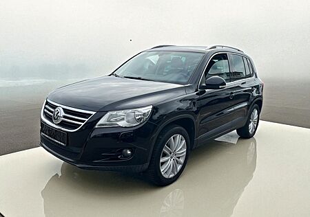 VW Tiguan Volkswagen 2.0 TDI 4MOTION Tempomat SHZ PDC AHK
