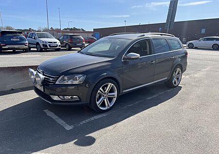 VW Passat Alltrack Volkswagen 2.0 TDI DSG 4MOT 130kW Alltr...