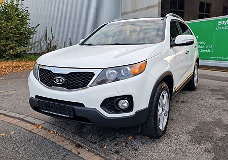 Kia Sorento Spirit 4x4*Navi * Tempomat *Xenon*Navi *7 Sitze