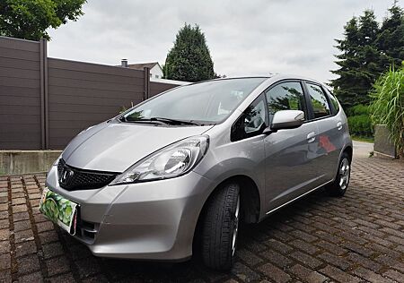 Honda Jazz 1.3 Elegance Automatik u. Kimaautomatik