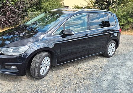 VW Touran Volkswagen 2.0 TDI SCR DSG IQ.DRIVE IQ.DRIVE