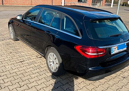 Mercedes-Benz C 180 T -