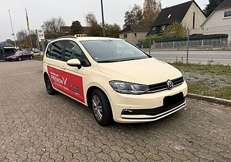 VW Touran Volkswagen 2.0 TDI 81kW DSG/Navi/7 Sitze