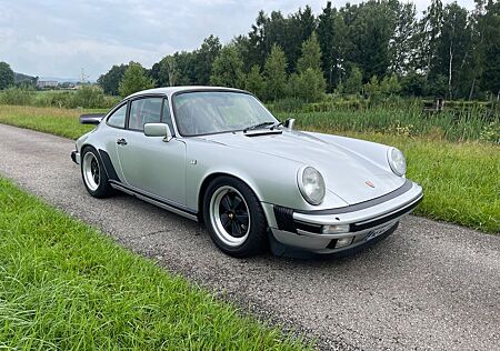 Porsche 930 911 Carrera 3.2