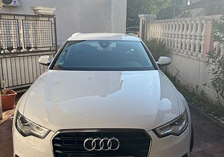 Audi A6 Avant 2.0 TDI multitronic 177 PS