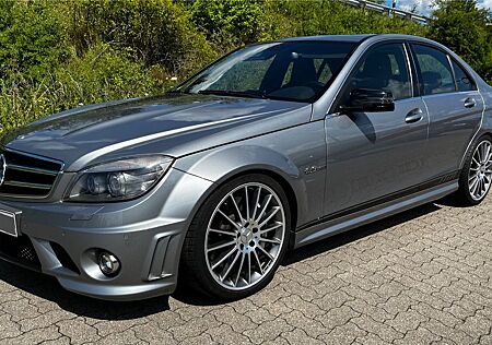 Mercedes-Benz C 63 AMG