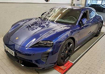 Porsche Taycan Turbo Display Sport-Design-Paket InnoD