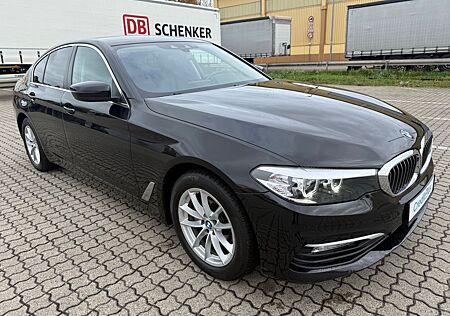 BMW 520 d Limousine xDrive Luxury/LED/NAV/KAM/SHZ!