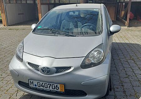 Toyota Aygo (X) Aygo (X) 1,0 Club MultiMode-Getriebe Club