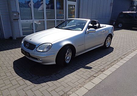 Mercedes-Benz SLK 200 Kompressor Leder Klima Sitzh. TÜV 3.2027