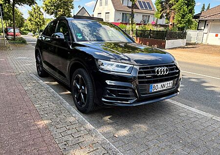Audi Q5 2.0 TFSI S tronic quattro -
