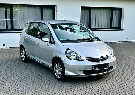 Honda Jazz * Neu TÜV