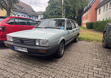 VW Passat Volkswagen B2 Variant 1.6D TÜV 09/25
