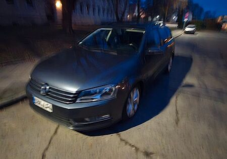 VW Passat Variant Volkswagen 1.6 TDI BlueMotion Variant Bl...