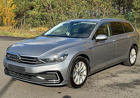 VW Passat Volkswagen Variant GTE Led Alcantara Kamera