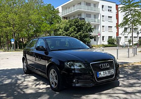 Audi A3 1.6 TDI (DPF) 66kW Ambiente Sportback Amb...