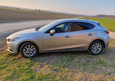Mazda 3 2.0 SKYACTIV-G 120 Sports-Line, wenig km