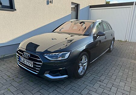 Audi A4 40 TDI S tronic advanced Avant advanced