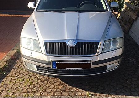 Skoda Octavia Combi 2.0 FSI Ambiente Ambiente