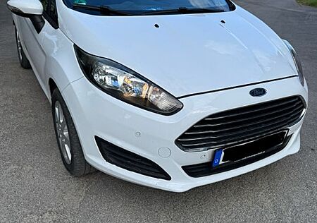 Ford Fiesta 1,0 EcoBoost 74kW S/S SYNC Edition SY...