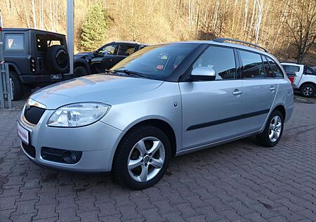 Skoda Fabia Combi 1.6*Klimaauto*Sitzhzg*PDC