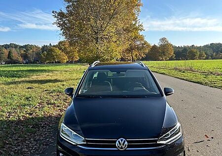 VW Golf Sportsvan Volkswagen 1.5 TSI ACT 96kW DSG Highline...