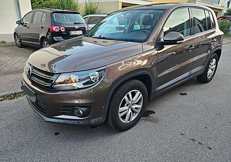 VW Tiguan Volkswagen 2.0 TDI 81kW BlueMotion Tech Trend & ...