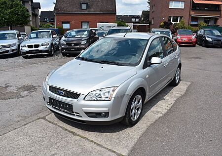 Ford Focus Lim. Style*Klimaautomatik*TEMP*ALU*