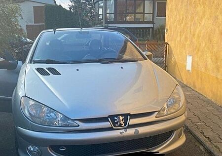 Peugeot 206 CC 110 - TÜV NEU