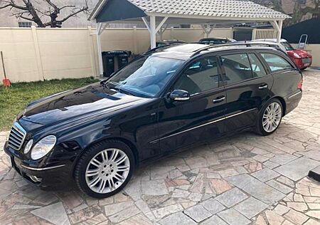Mercedes-Benz E 320 CDI T AVANTGARDE Sport-Paket