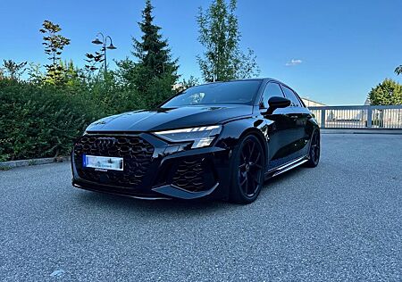 Audi RS3 2.5 TFSI HGP Turbo quattro KERAMIK