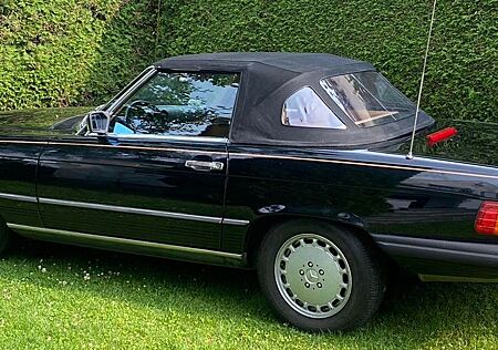 Mercedes-Benz SL 560 mit der geringsten Laufleistung in D !