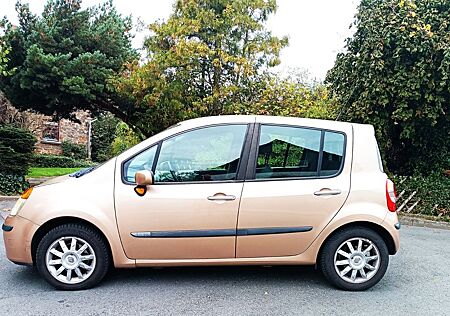 Renault Modus 1.4,nur 137tkm,2.Hd.,TÜV,Klima,gepflegt!