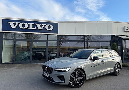 Volvo V60 T8 Plus Dark Plug-In Hybrid, Pano, Head-Up