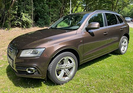 Audi Q5 3.0 TDI S tronic quattro -