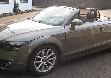 Audi TT Roadster 1.8 TFSI -