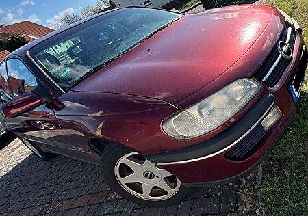 Opel Omega 2.0 Plus Schiebedach Plus Schiebedach