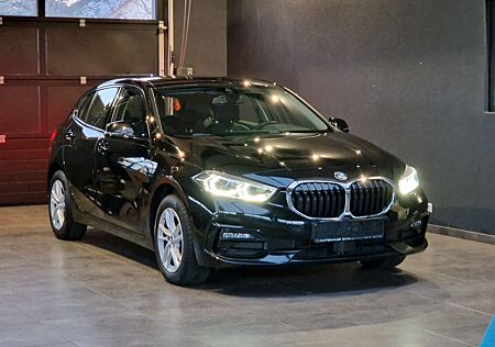 BMW 118i Sport Line*LED*Navi*Klimaauto*Temp*PDC*