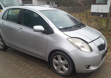 Toyota Yaris Executive 1,3-l-VVT-i