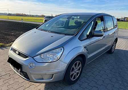 Ford S-Max 2,0 TDCi 103kW DPF Ambiente