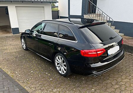 Audi A4 2.0 TDI 140kW clean d.mult. S line Avant ...