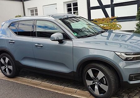Volvo XC 40 XC40 T3 Momentum Core Momentum Core
