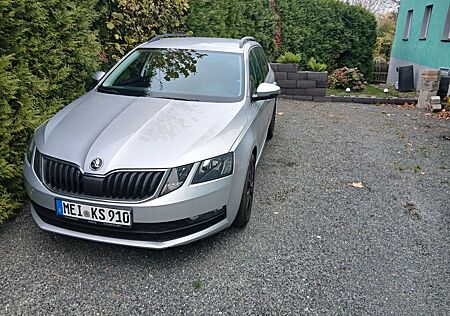 Skoda Octavia 1.6 TDI Ambition Combi Ambition