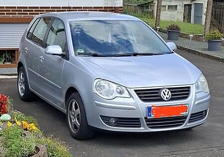 VW Polo Volkswagen 9N - 1.4 L / 75 PS - TÜV 11/26 - lesen