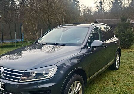 VW Touareg Volkswagen 3.0 V6 TDI SCR Tiptronic BMT BlueMot...